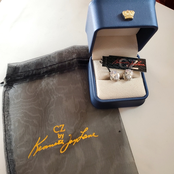 CZ by Kenneth Jay Lane 4 CCTW Pear Cut Silver Post Earrings New With Tag. Signed - Picture 9 of 12